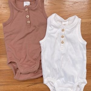 2 H&M Newborn Sleeveless Bodysuits
